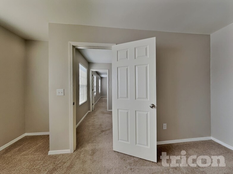 Building Photo - 5337 Liberty Hall Cir