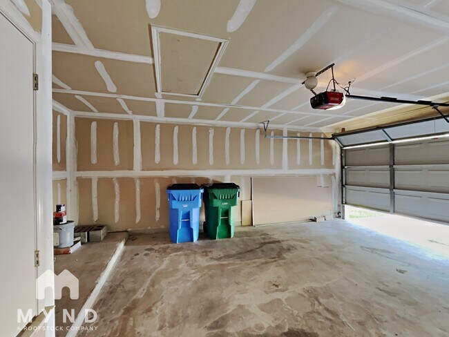 Building Photo - 2800 Single Trace Ct