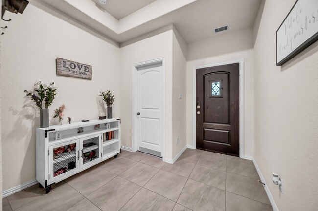 Building Photo - 20267 Creekdale Bend Dr