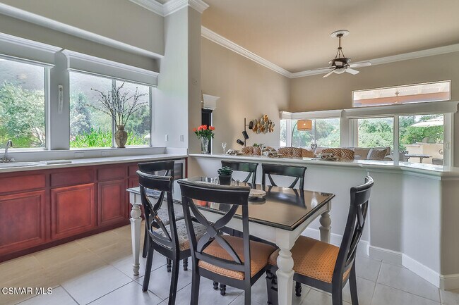 Building Photo - 1808 Crystal View Cir