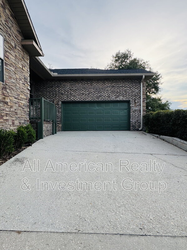 Building Photo - 603 Red Fern Rd
