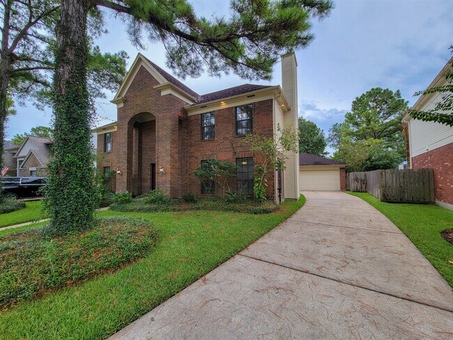 Building Photo - 17207 Meadow Heights Dr