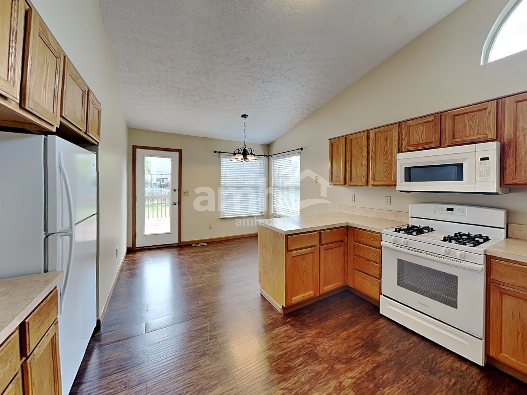 Building Photo - 3008 Old Warson Dr