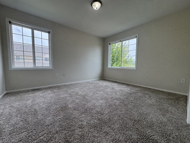 Building Photo - 8580 Rock Dr