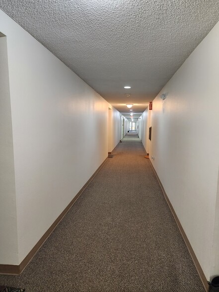 Building Photo - 9645 Independence Dr
