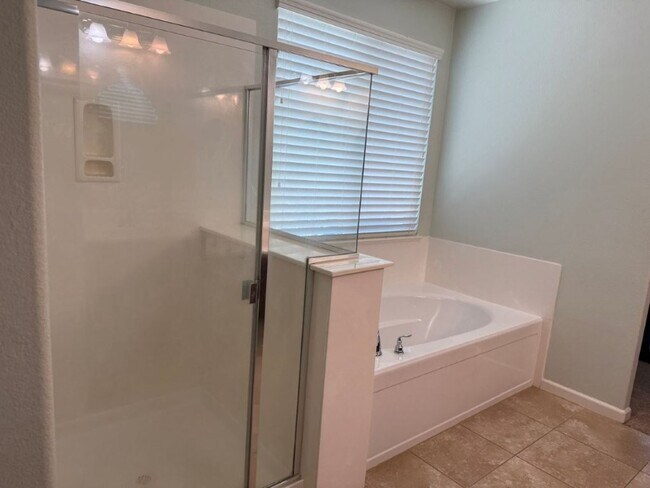 Building Photo - Modern 3 Bedroom 2 Story w/ RV Parking and...