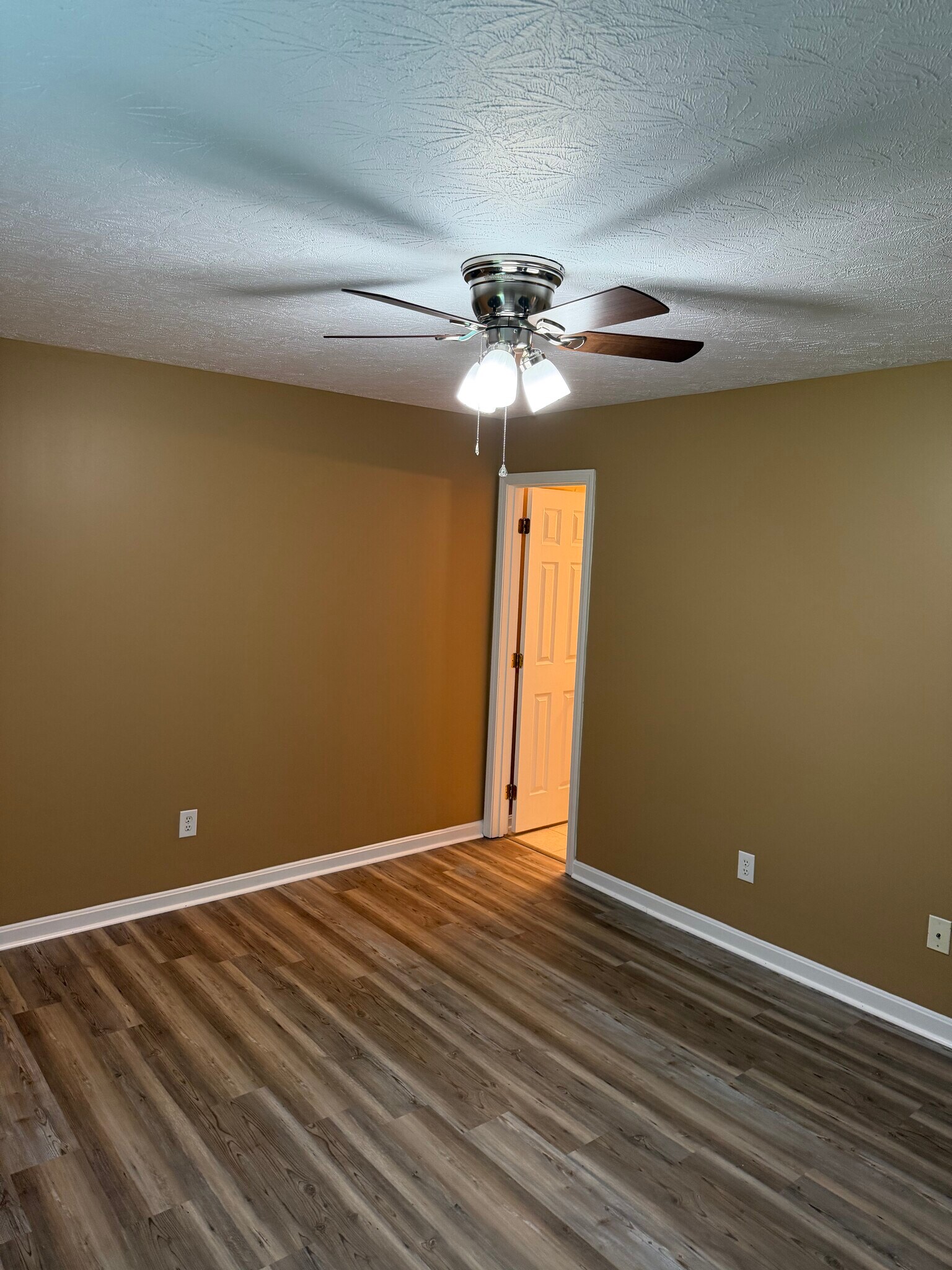 master's bedroom - 231 Highland Blvd