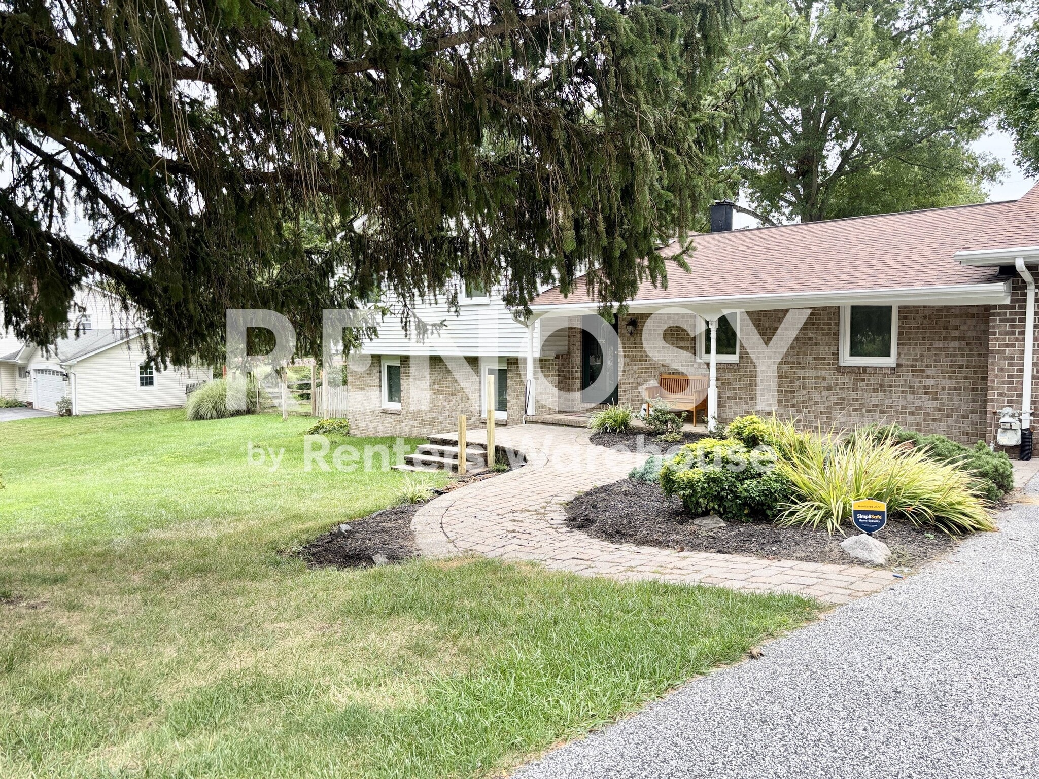 Building Photo - 10083 Century Dr