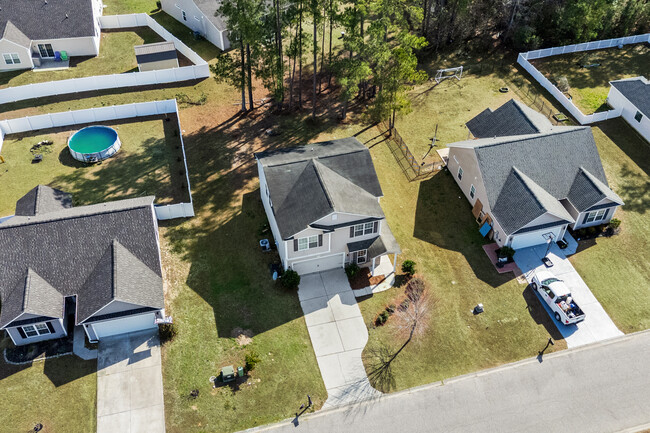 Building Photo - 413 Cotton Grass Dr