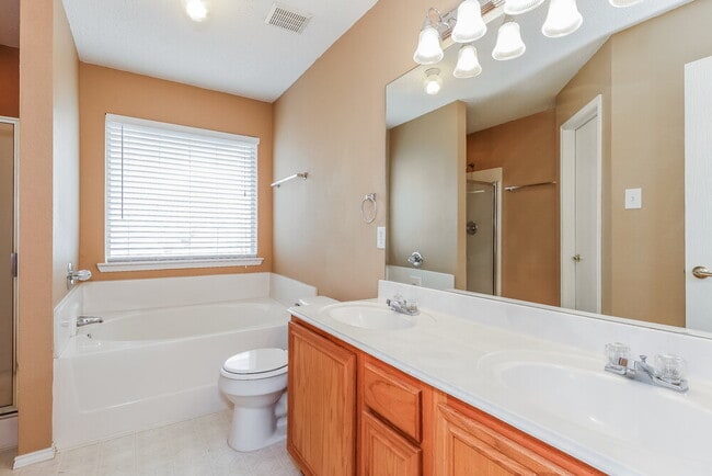 Building Photo - 2525 Concina Way