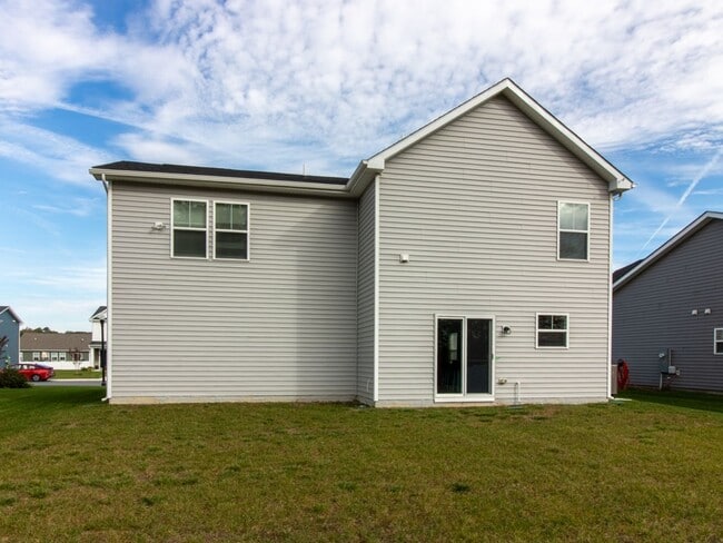 Building Photo - YEAR-ROUND RENTAL- UNFURNISHED - SINGLE FAMILY - GEORGETWON