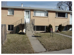Building Photo - 5564 S Grant St