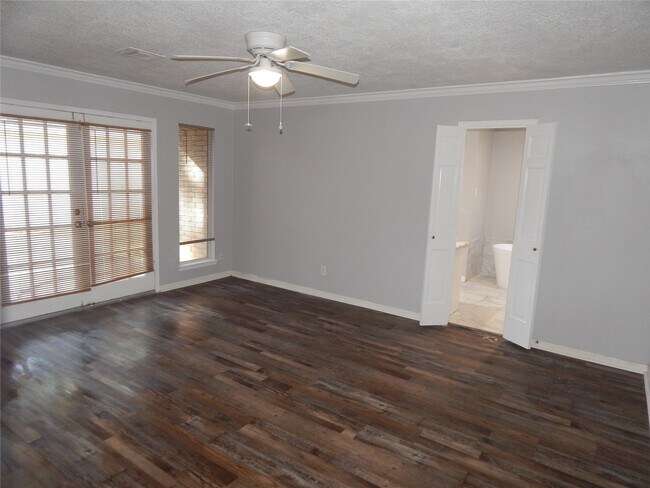 Building Photo - 22430 S Rebecca Burwell Ln