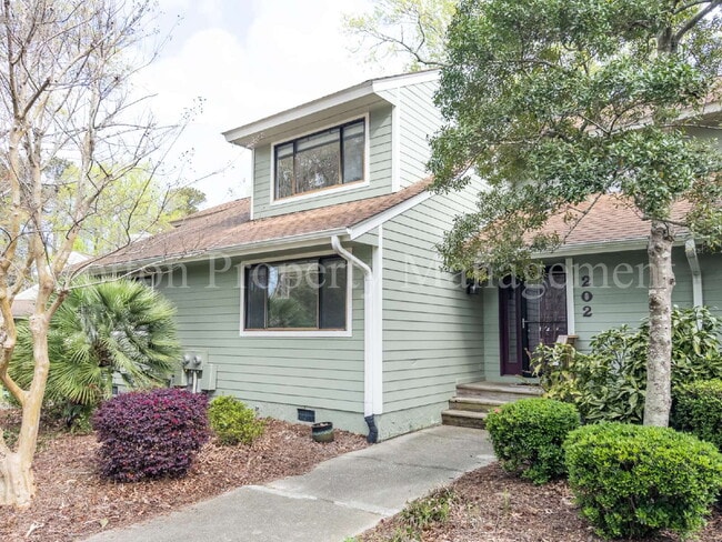 Building Photo - 202 Crooked Creek Rd