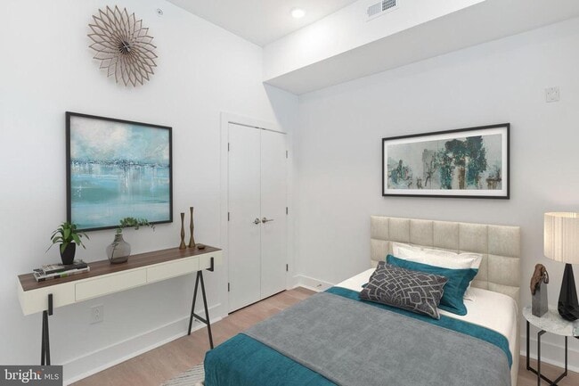 Building Photo - 813 N Broad St