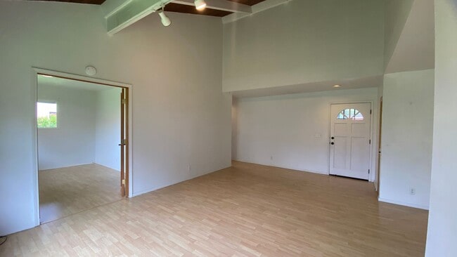 Building Photo - Charming 2-Bedroom 2-Bath plus Bonus Room Home for Rent in Waimea