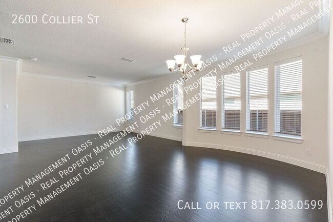 Building Photo - 2600 Collier St