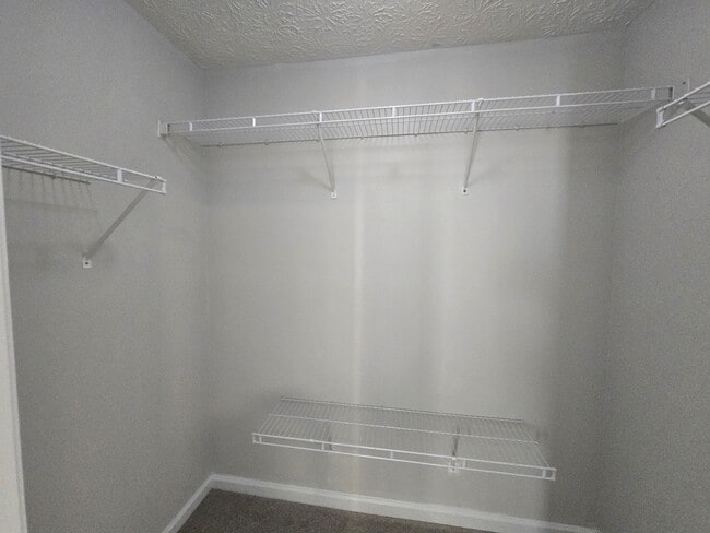 Building Photo - 3585 Plum Creek Trail NW