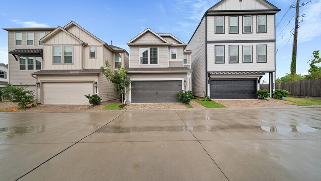 Building Photo - 10507 Marston Vineyard Dr