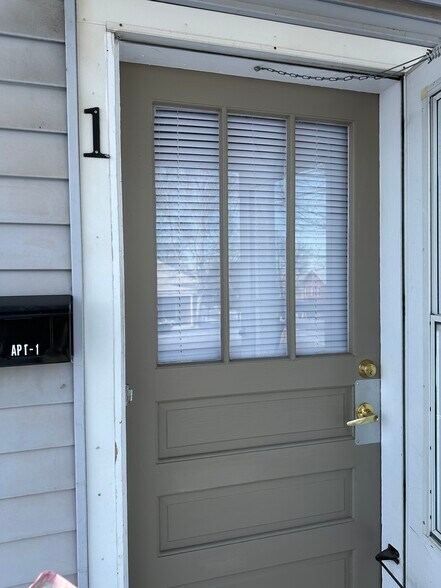 Building Photo - 529 N 4th St