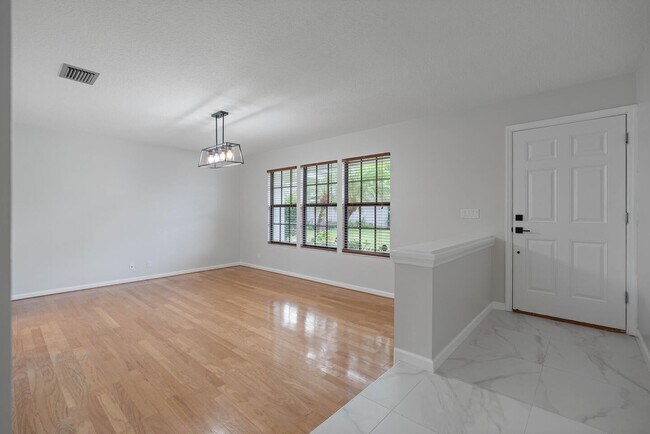 Building Photo - 19075 Talon Way