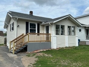 Building Photo - 855 E Acton Ave