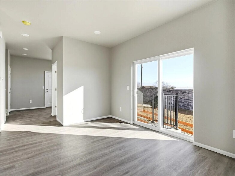 Building Photo - 16328 Gaylord St