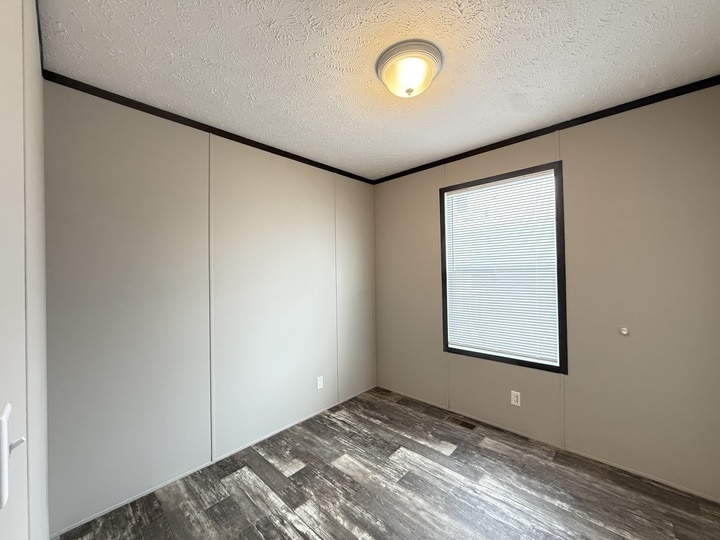 Building Photo - 10610 State Rte 762