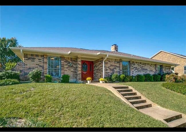 Building Photo - 3009 Apple Valley Dr