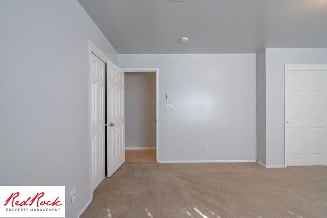 Building Photo - Bright & Spacious 3-Bed, 2-Bath Home in Wa...