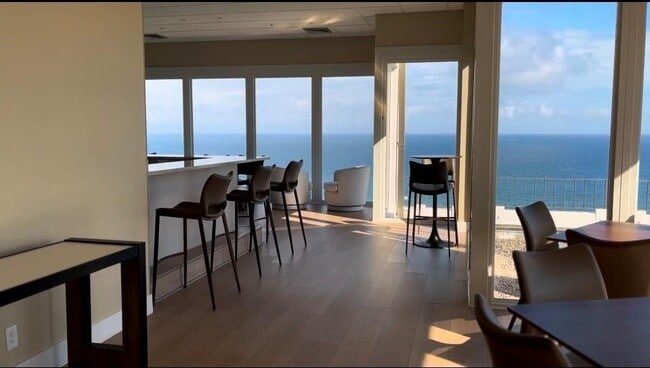 Building Photo - 1370 S Ocean Blvd