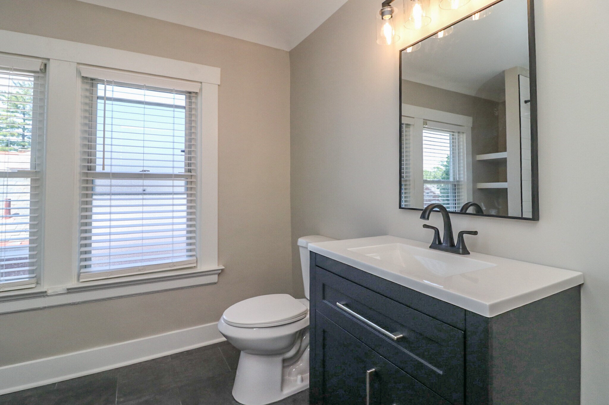 Third Story Bathroom 2 - 1634 Elkton Pl
