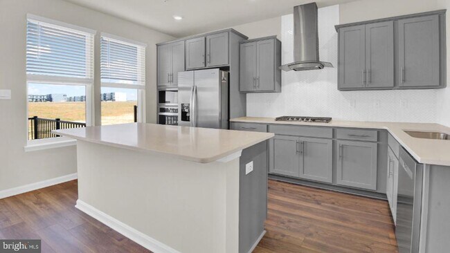 Building Photo - 331 Ensemble Wy