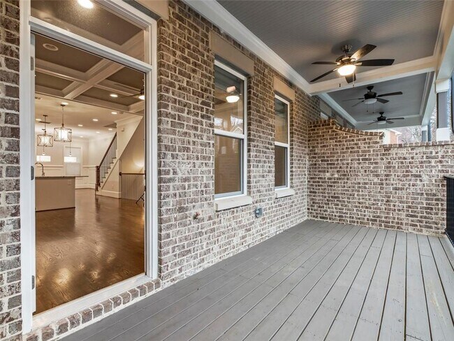 Building Photo - 339 Brownstones Cir NE