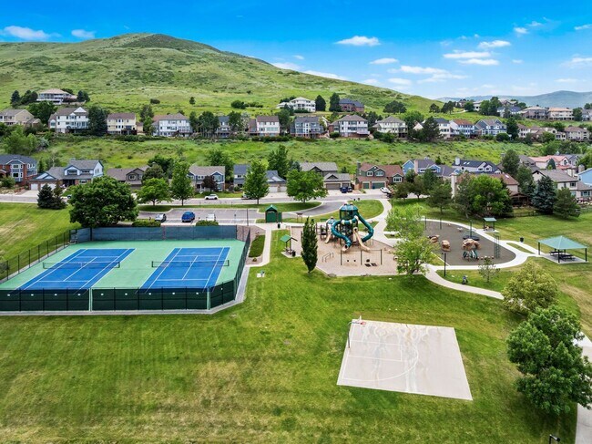 Building Photo - September 2026 - June 2027 Stunning Fully Furnished Rental in Golden, Colorado