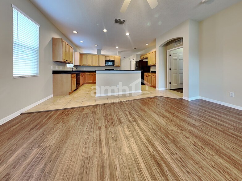 Building Photo - 8011 Terrace Arbor Ct