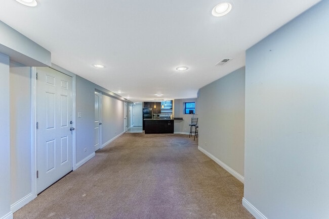 Building Photo - 3345 N Keating Ave