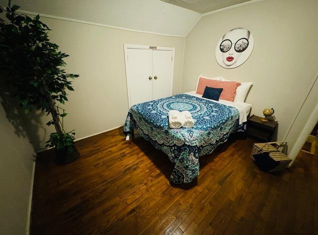Building Photo - Near Wake Forest University 4 bedroom!