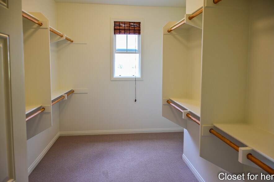 Building Photo - 1167 Vista Pointe Blvd