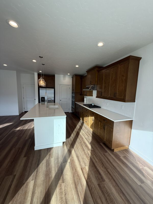 Building Photo - 15350 Blue Pinion Ave