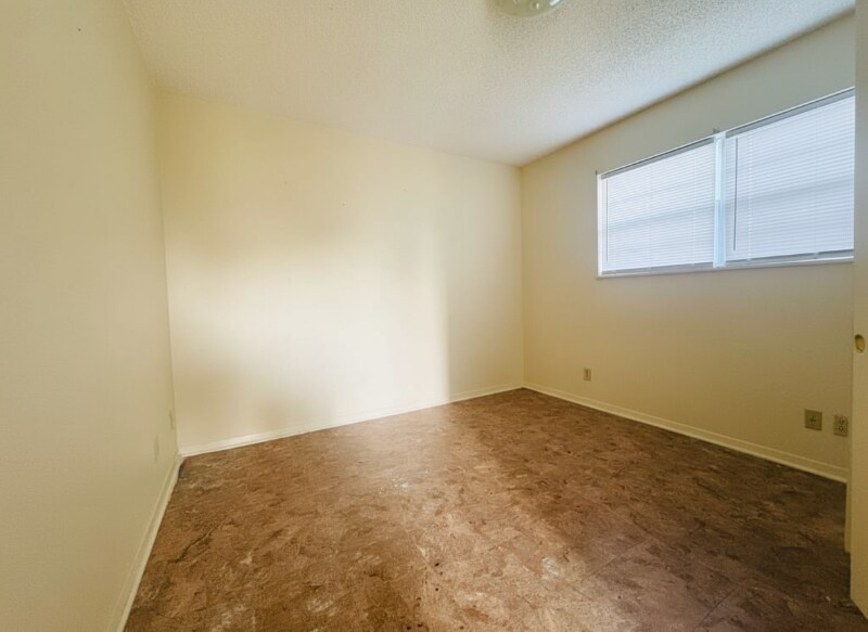 Building Photo - 906 N Bishop St