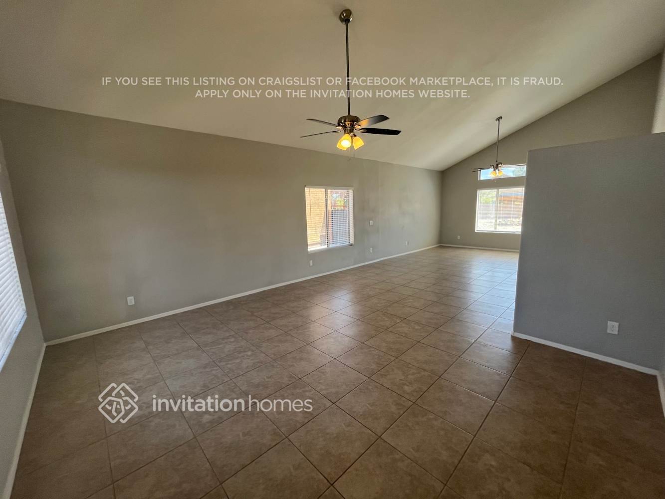 Building Photo - 15917 W Cottonwood St