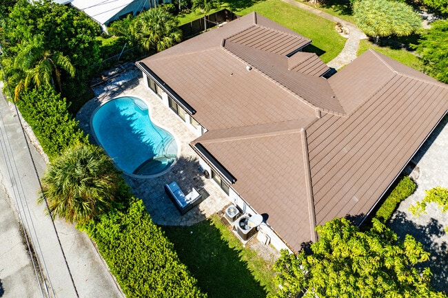 Building Photo - 701 Buoy Rd