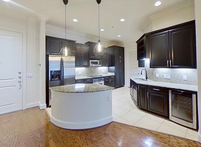 Building Photo - 2120 Kipling-201.2