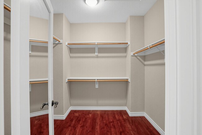 Building Photo - 8454 Christopher Ridge Ter
