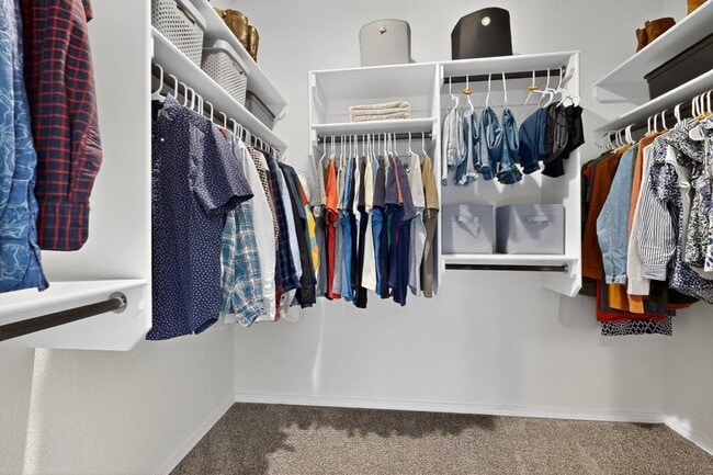 Building Photo - 832 Amatista Lp SE