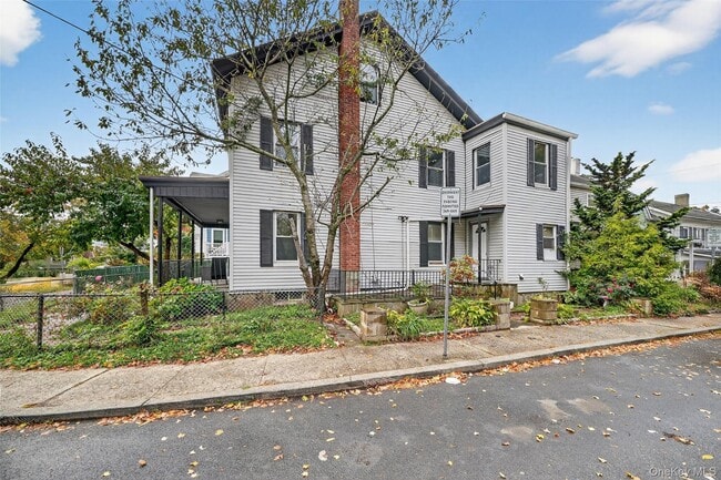 Building Photo - 23 Ann St