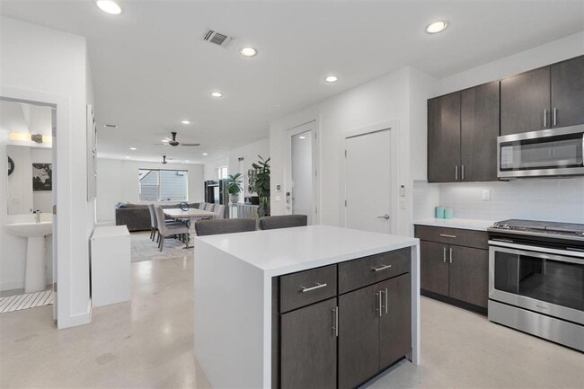 Building Photo - 4020 Airport Blvd
