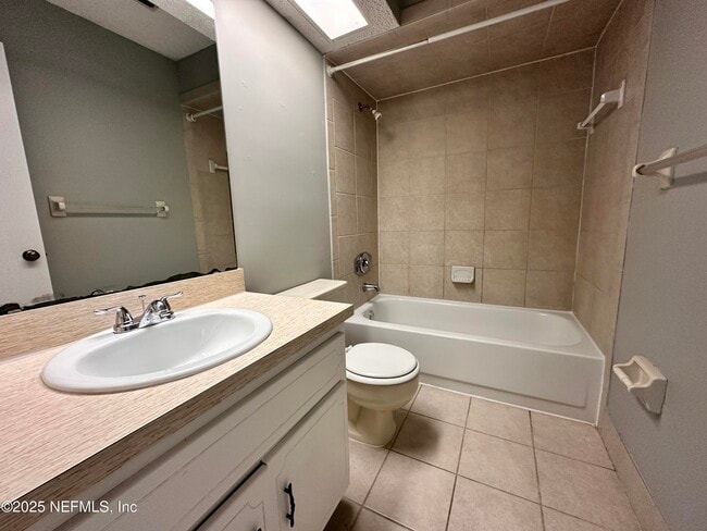 Building Photo - 4443 Windergate Dr