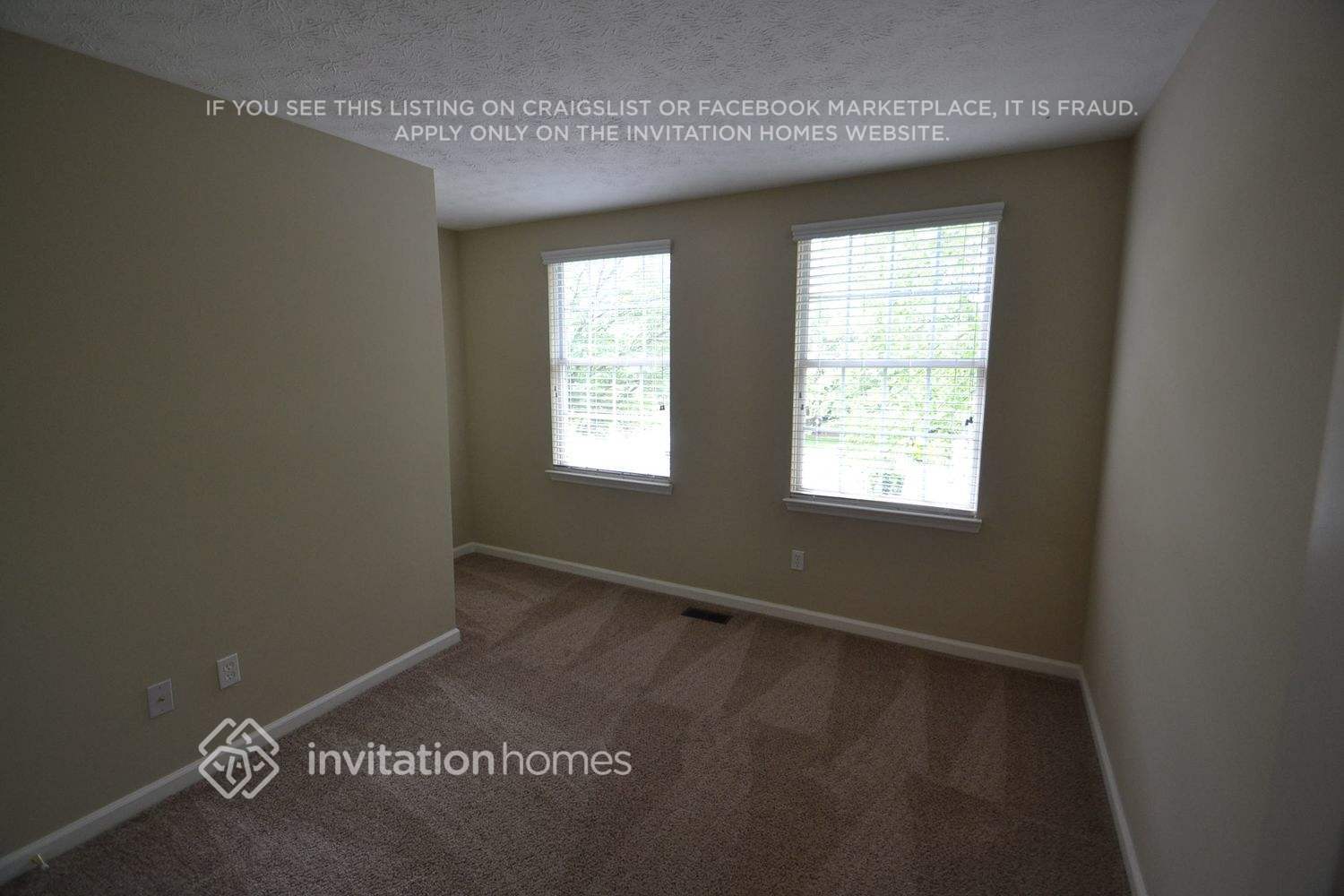 Building Photo - 495 Meadowfield Ct